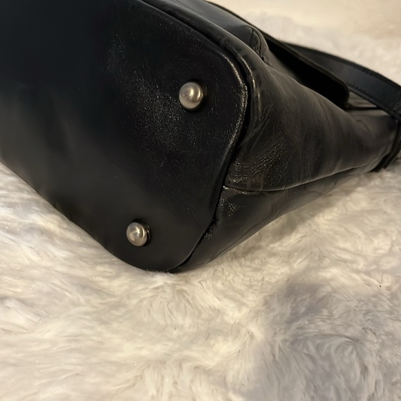 Patricia Nash large embossed leather crossbody purse - Picture 10 of 10